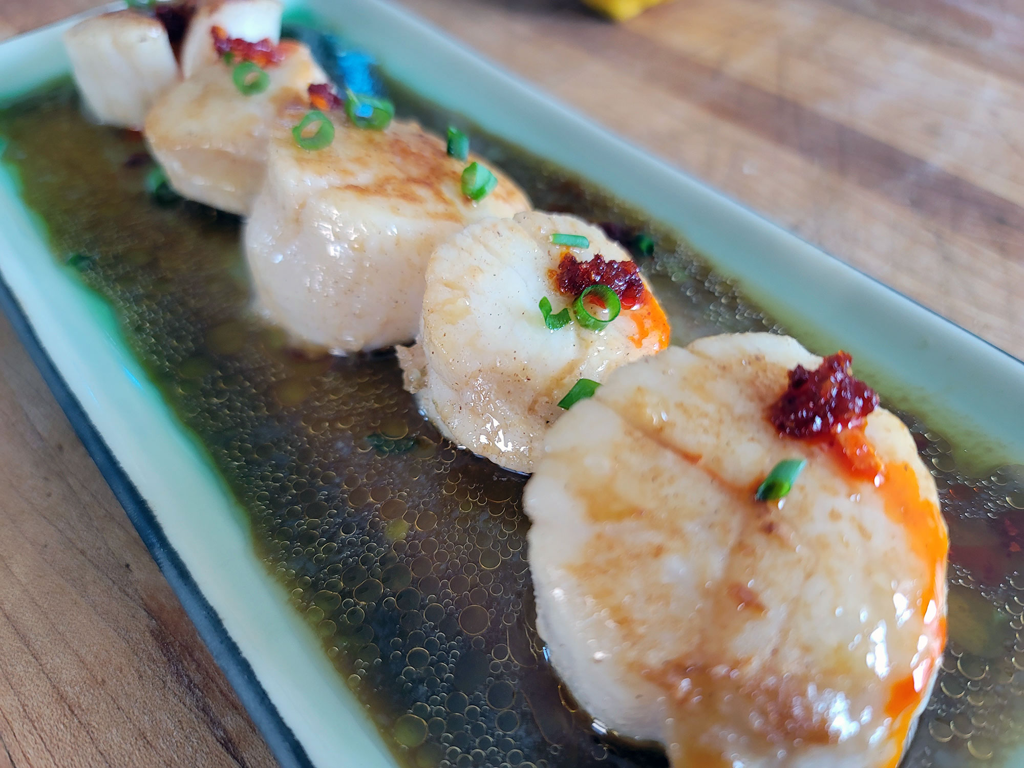 Pan Seared Scallops in Ponzu Sauce • Edel Alon