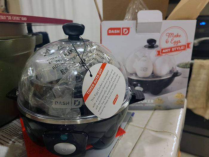 https://www.edelalon.com/blog/wp-content/uploads/2021/12/dash-egg-cooker.jpg